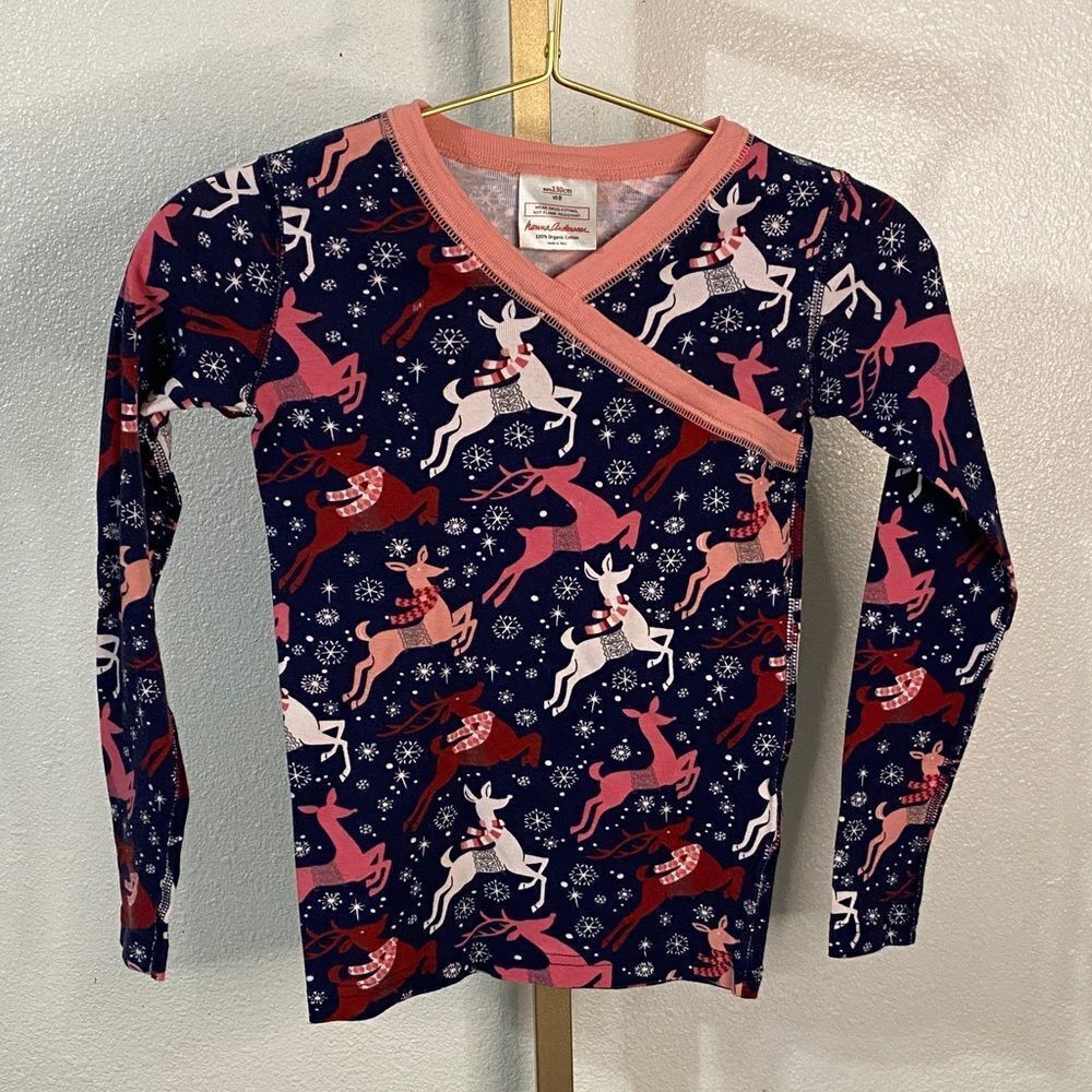 Hanna Andersson- Reindeer Christmas Print Long Sleeve pajamas Top- Size 8